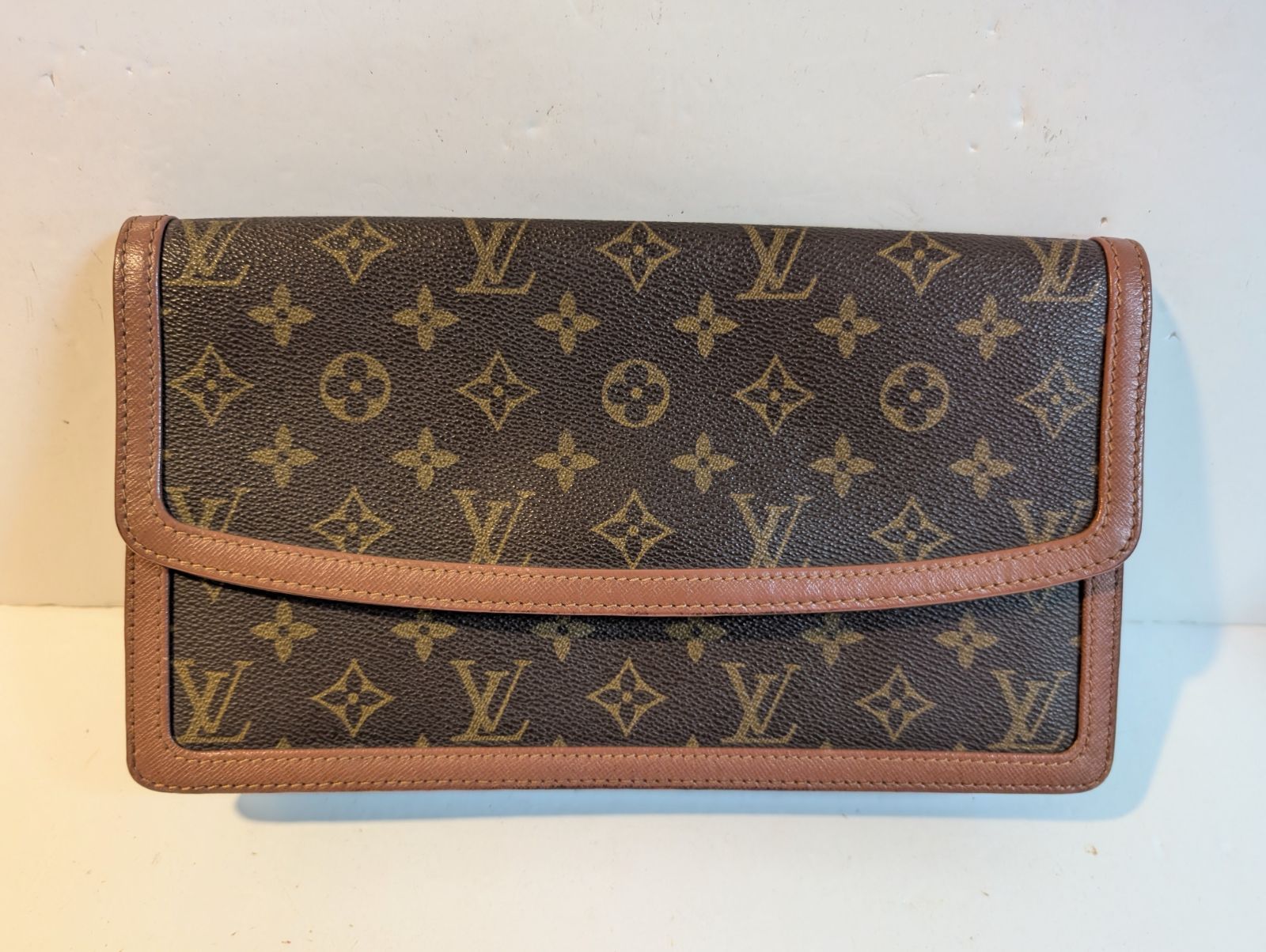 ルイヴィトン　LOUIS VUITTON　ポシェットダム　クラッチバッグ