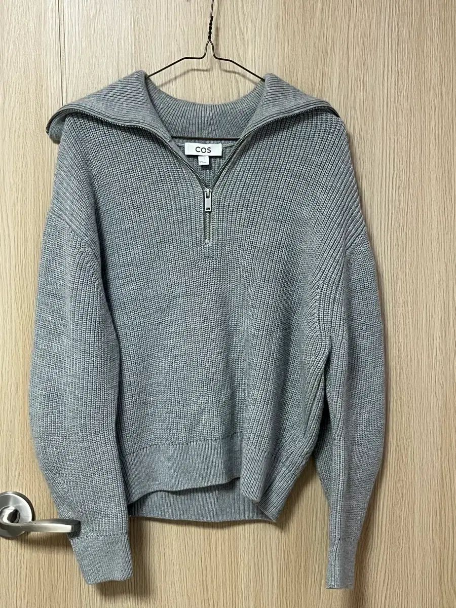 コスハーフジップアップ ニット