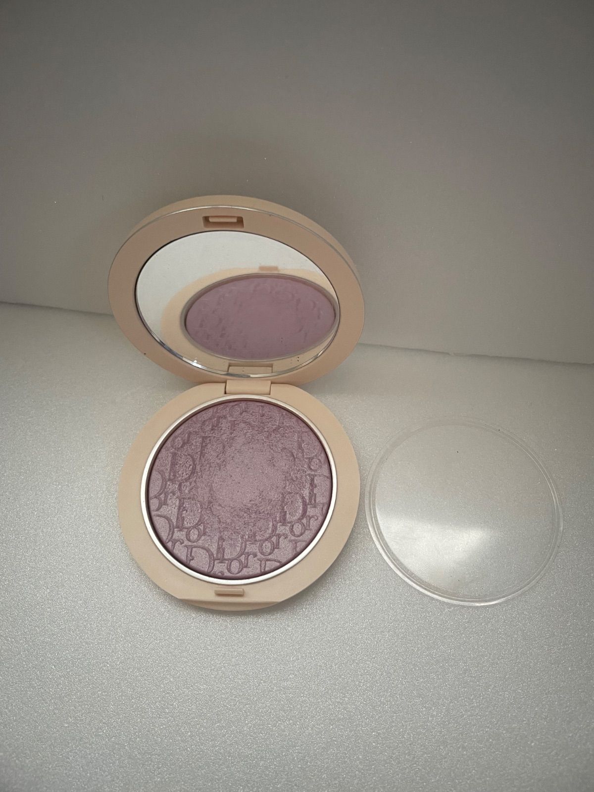 Dior スキンフォーエバー クチュール ルミナイザー 003 ライラックマニア
