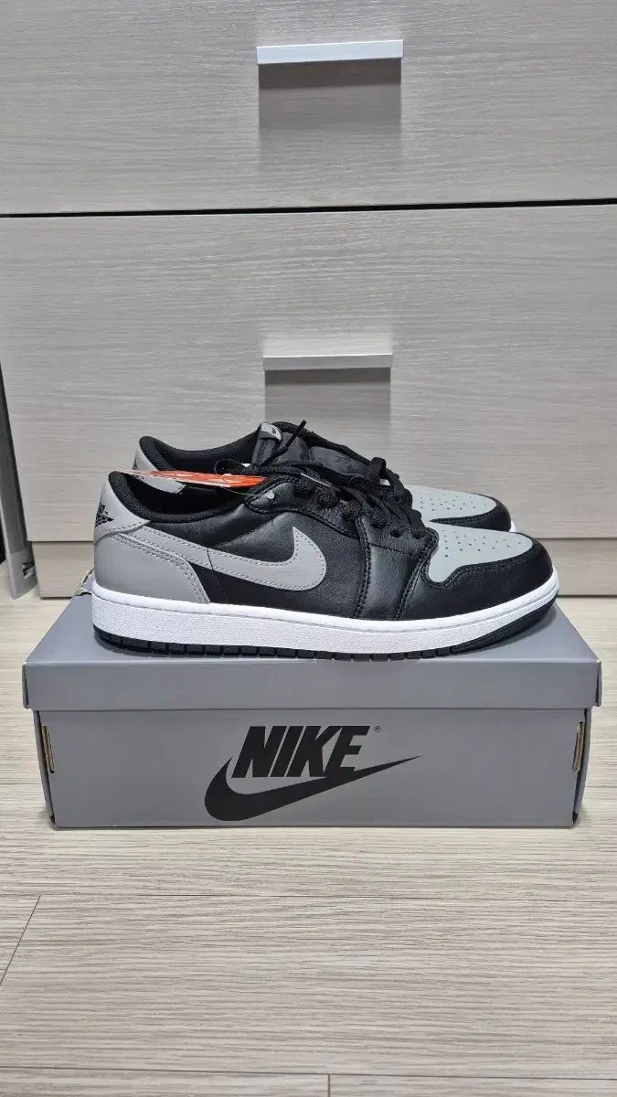 270 新品 ジョーダン1 シャドウ ロー