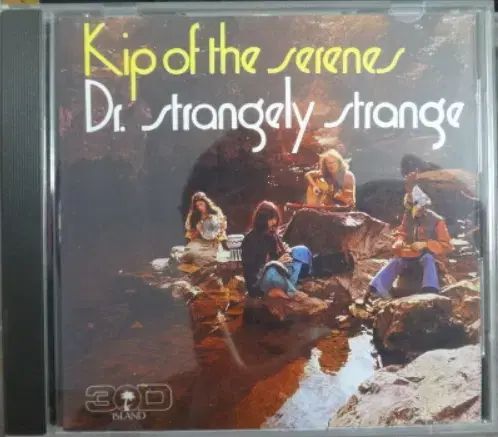 (収入 CD ） Dr Strangely Strange