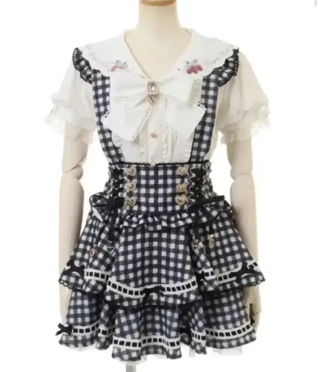 LIZ LISA（リズリサ） サスペンダー ギンガム CHECK 出品