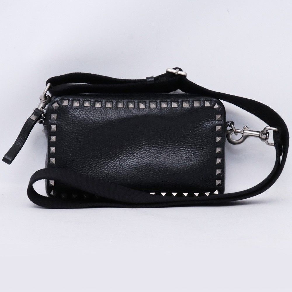 VALENTINO GARAVANI ロックスタッズ グレインカーフスキン ショルダーバッグ ブラック B0704TED0NO
