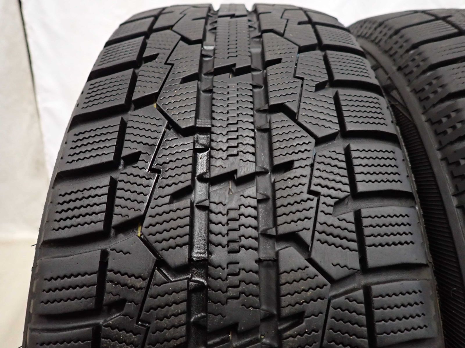 冬4本SET 会社宛 送料無料 185/55R16 83Q トーヨー オブザーブ