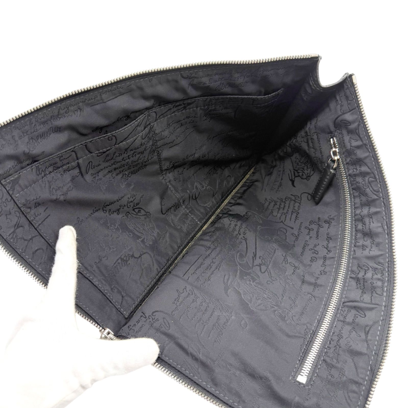 A4可/限定カラー/入手困難 Berluti ベルルッティ ニノ GM クラッチ 
