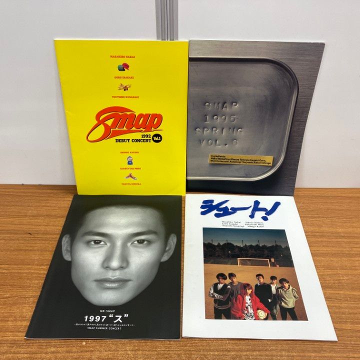 SMAP コンサートパンフレット 7冊セット □01)【1点限り!】SMAP コンサート・パンフレットなどまとめ売り13点