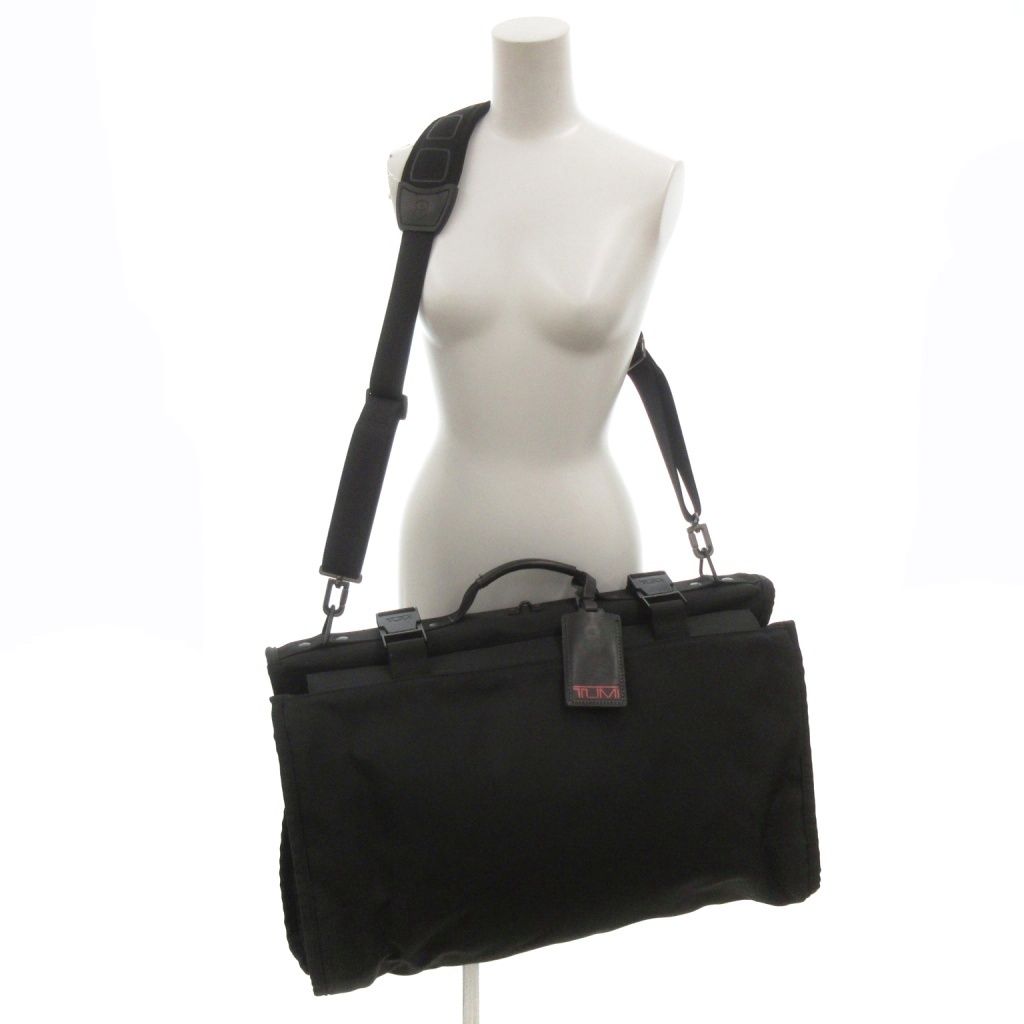 TUMI トゥミ　ガーメントケース　ビジネスバッグ　2way　ショルダー　黒 トゥミ TUMI ビジネスバッグ ガーメントケース ショルダー ハンド 2WAY