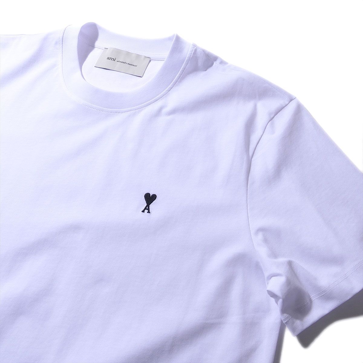 AMI PARIS アミパリス Ami de Coeur Tシャツ HTS346 100ホワイト メンズ レディース ユニセックス 半袖 カットソー ロゴ クルーネック おしゃれ 2026SS 2026年春夏