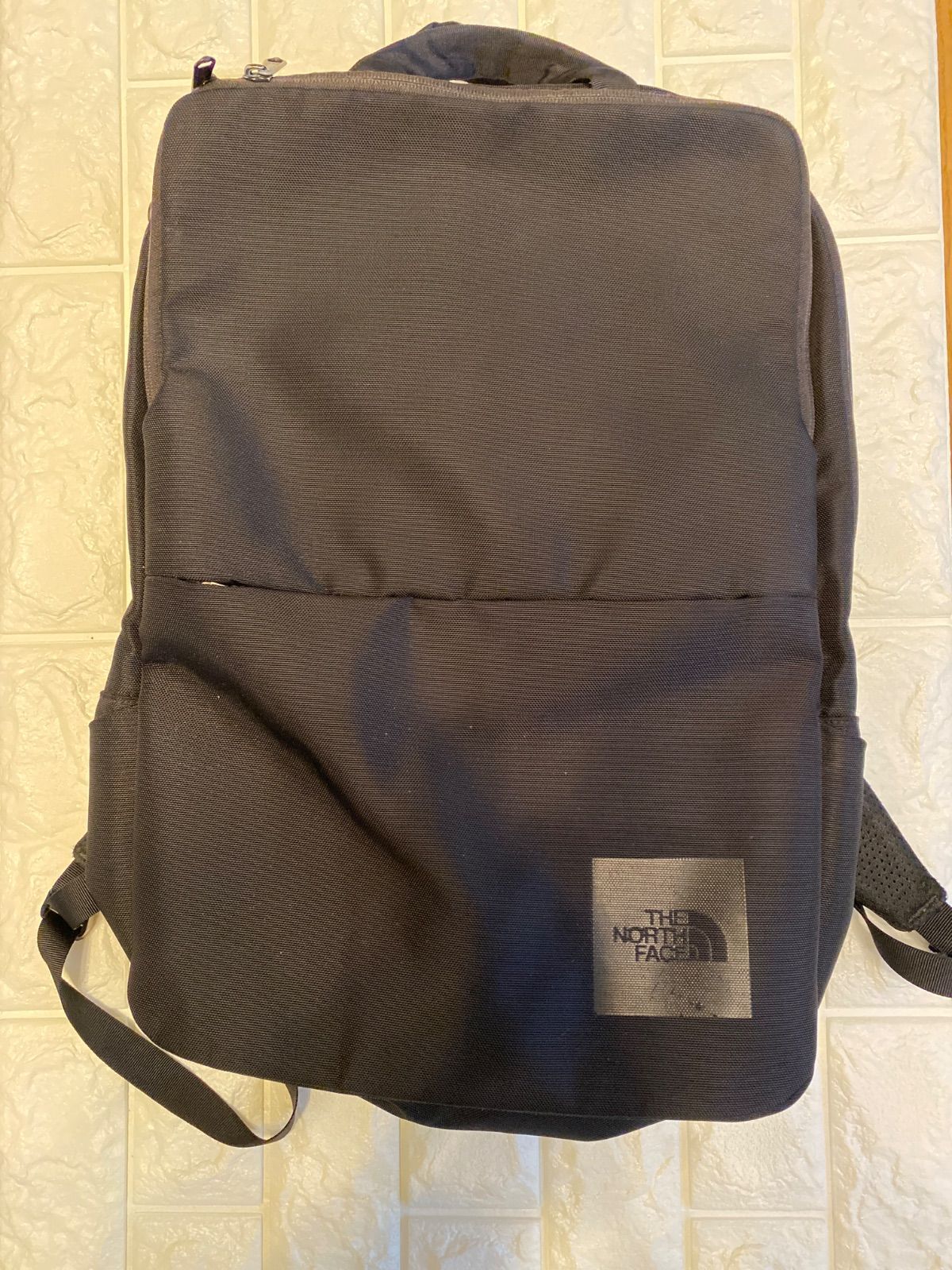 THE NORTH FACE のスクエア型バックパック