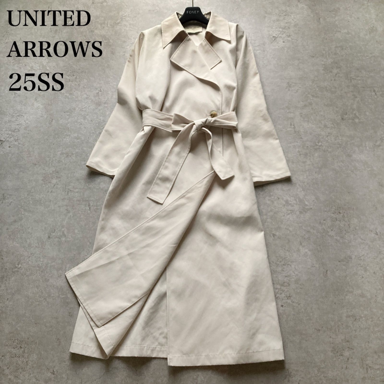 定価5万 ユナイテッドアローズ UNITED ARROWS 25SS バックフレア トレンチコート ロング スプリングコート 羽織り フレア Aライン オフホワイト アイボリー 白 ゆったり 36サイズ SM相当 通勤 オフィス 近年モデル 春夏 美品