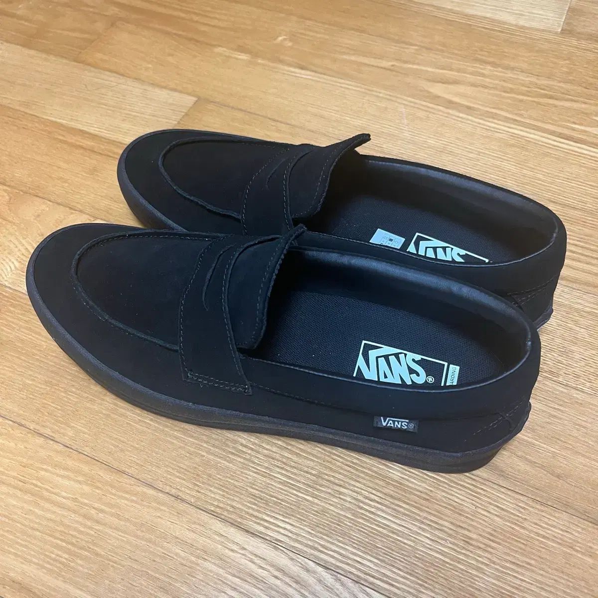 新品 280 VANS ヴァンズ スウェード ローファー ブラック-ブラック