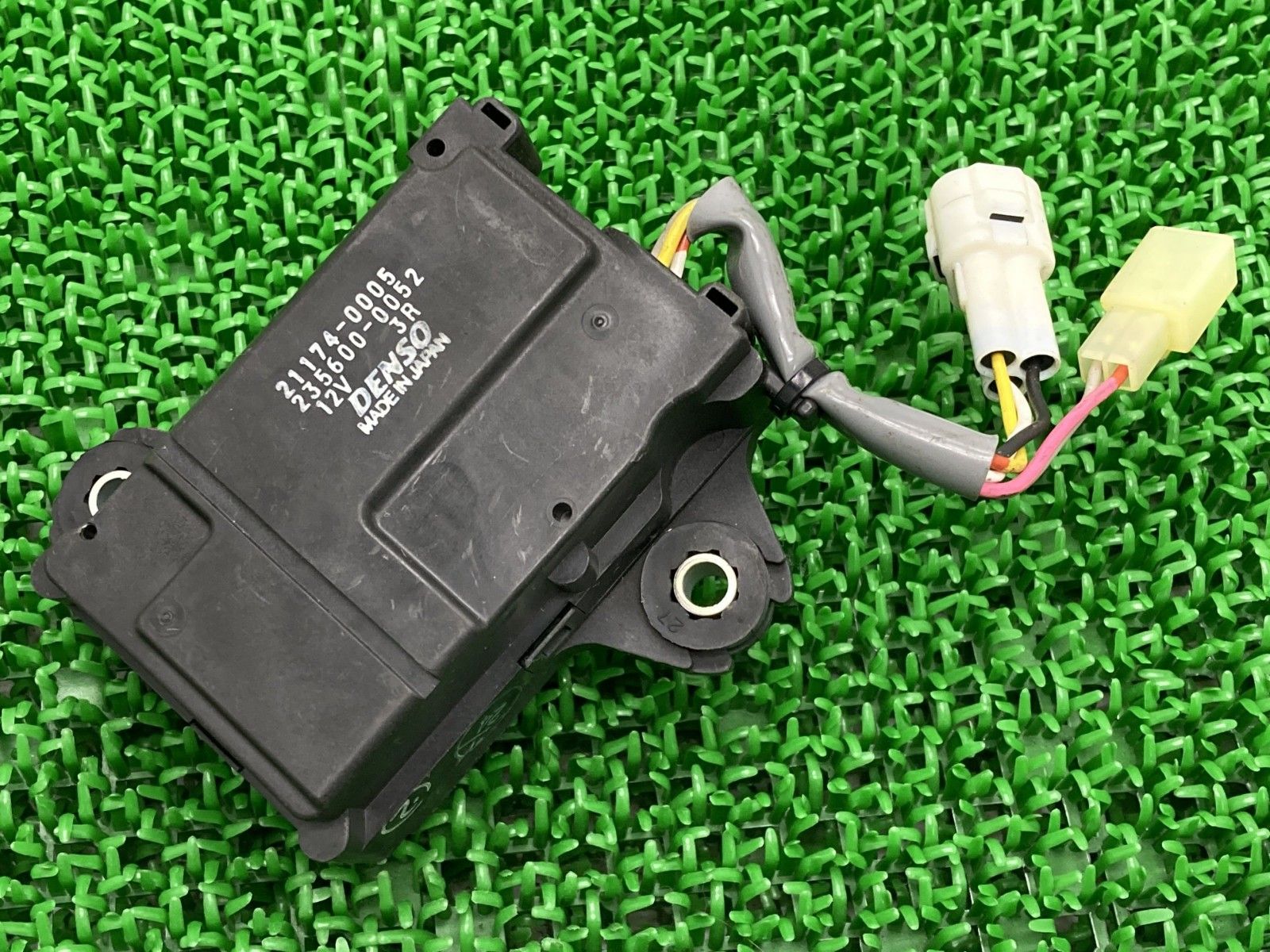 ZRX1200ダエグ 排気バルブモーター 21174-0005 カワサキ 純正 中古 ZRT20D ZX-10R Vb