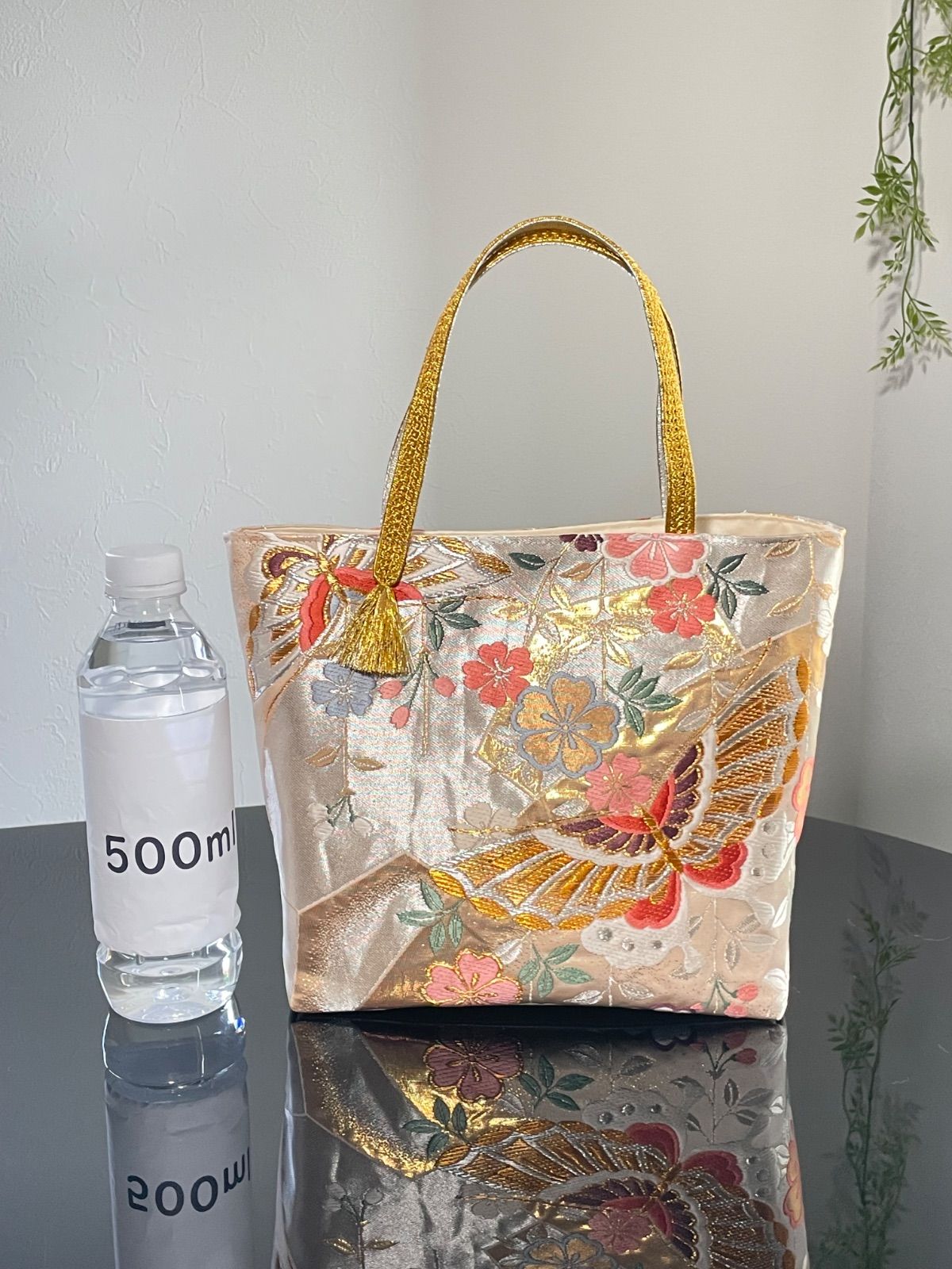帯リメイクバッグ 蝶と桜 トートバッグ 和装バッグ 帯バッグ - メルカリ