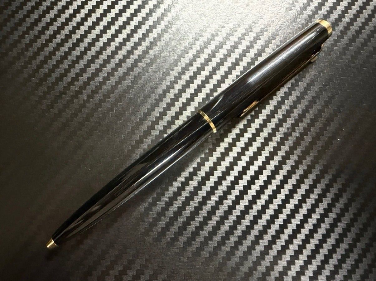 未使用に近い モンブラン montblanc No.380 ブラック ボールペン