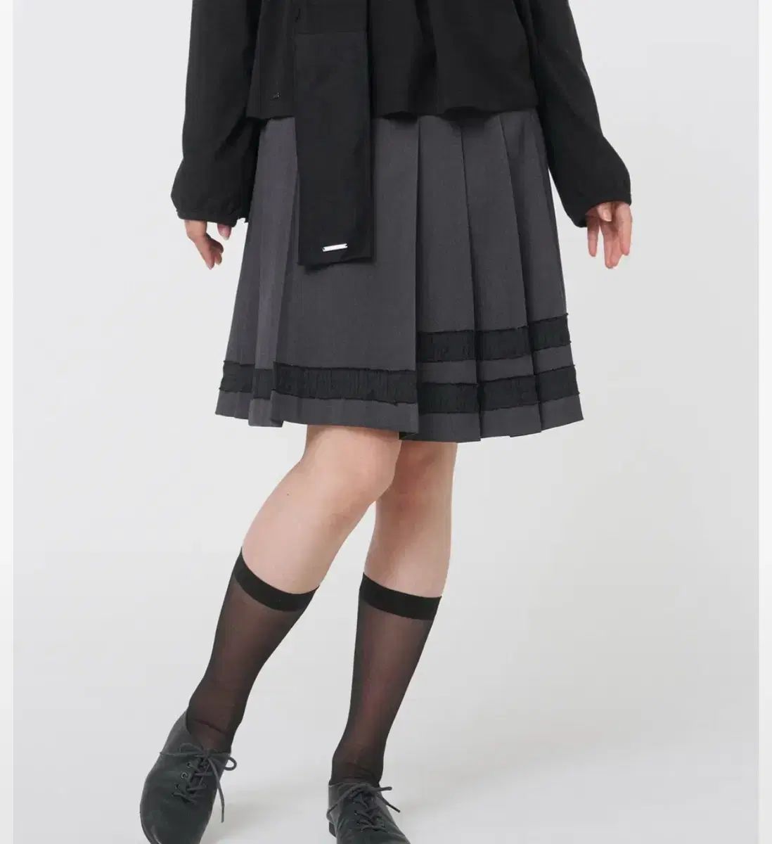 ミセキ ソウル スカート Trimmed midi skirt