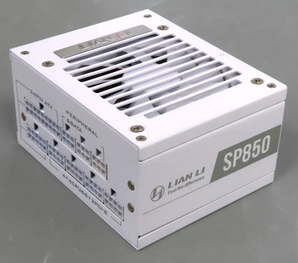 【中古】PCハード LIAN LI PC電源 SP850 GOLD 850W(ホワイト)[SP850-GOLD-WT]