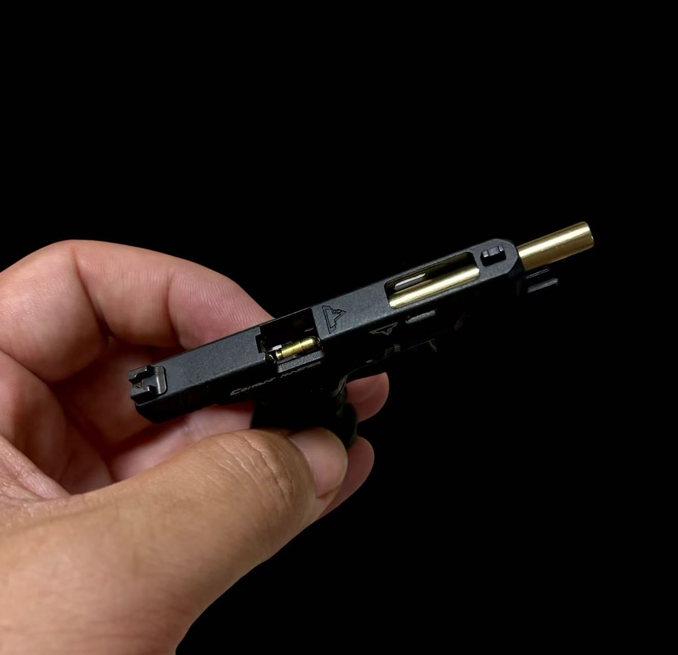 M1A1 トイガン ブラック ストラップ付き 1/3スケール 金属製 ミニチュア グロック34 コンバットマスター モデル