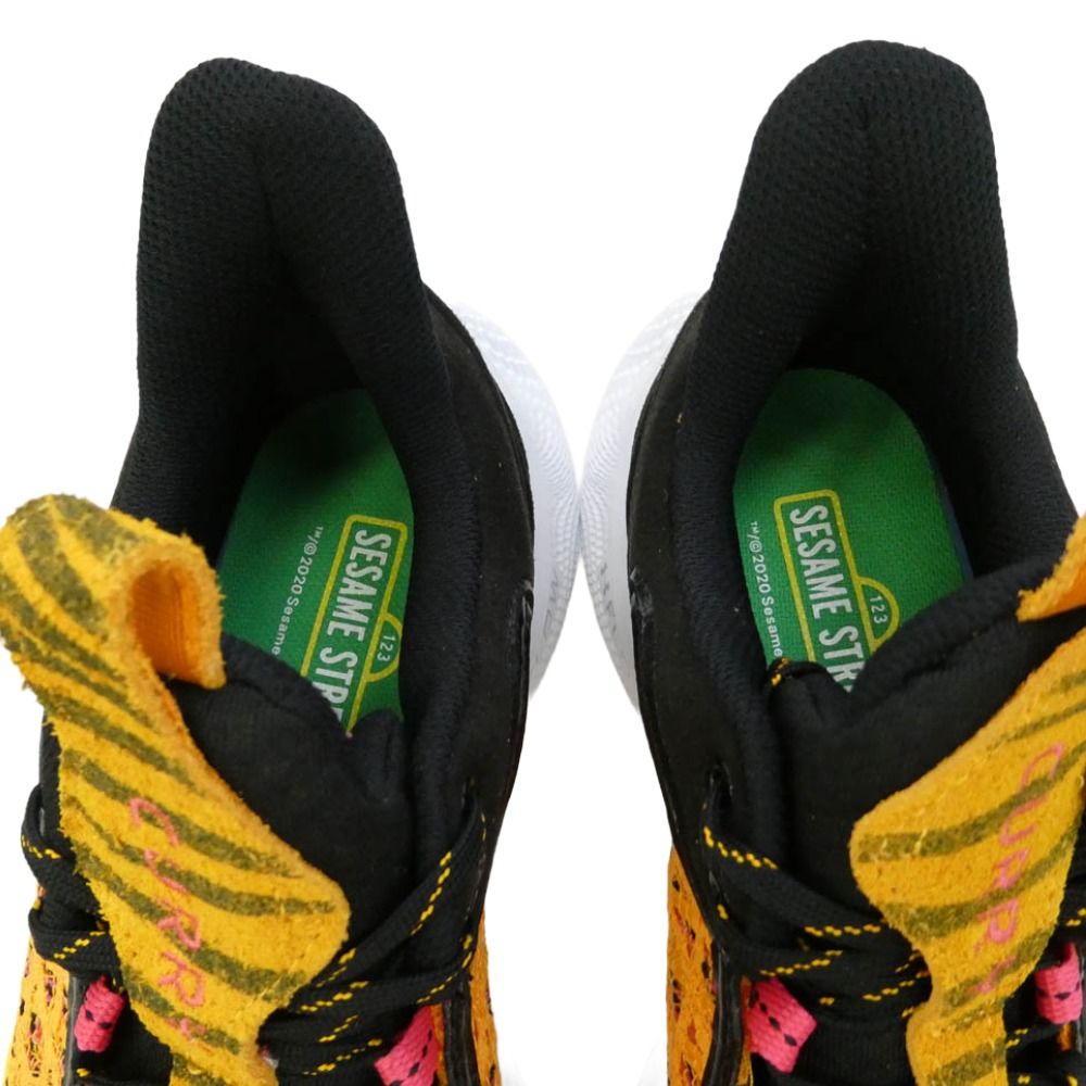 アンダーアーマー Under Armour 3024248-003 × Sesame Street Curry