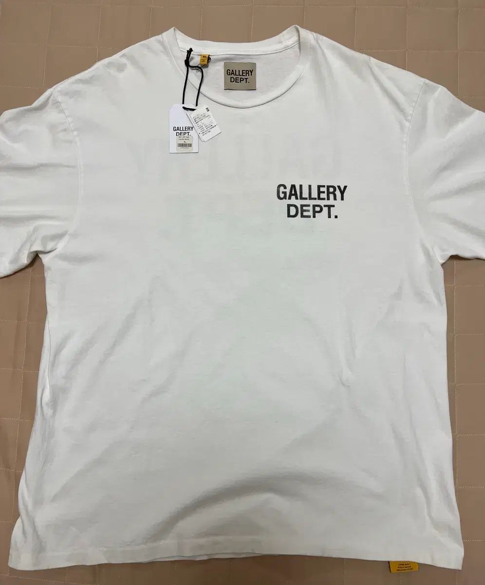 XL GALLERY DEPT.(ギャラリーデプト) Souvenir Official(スーベニアオフィシャル) Tシャツ 白