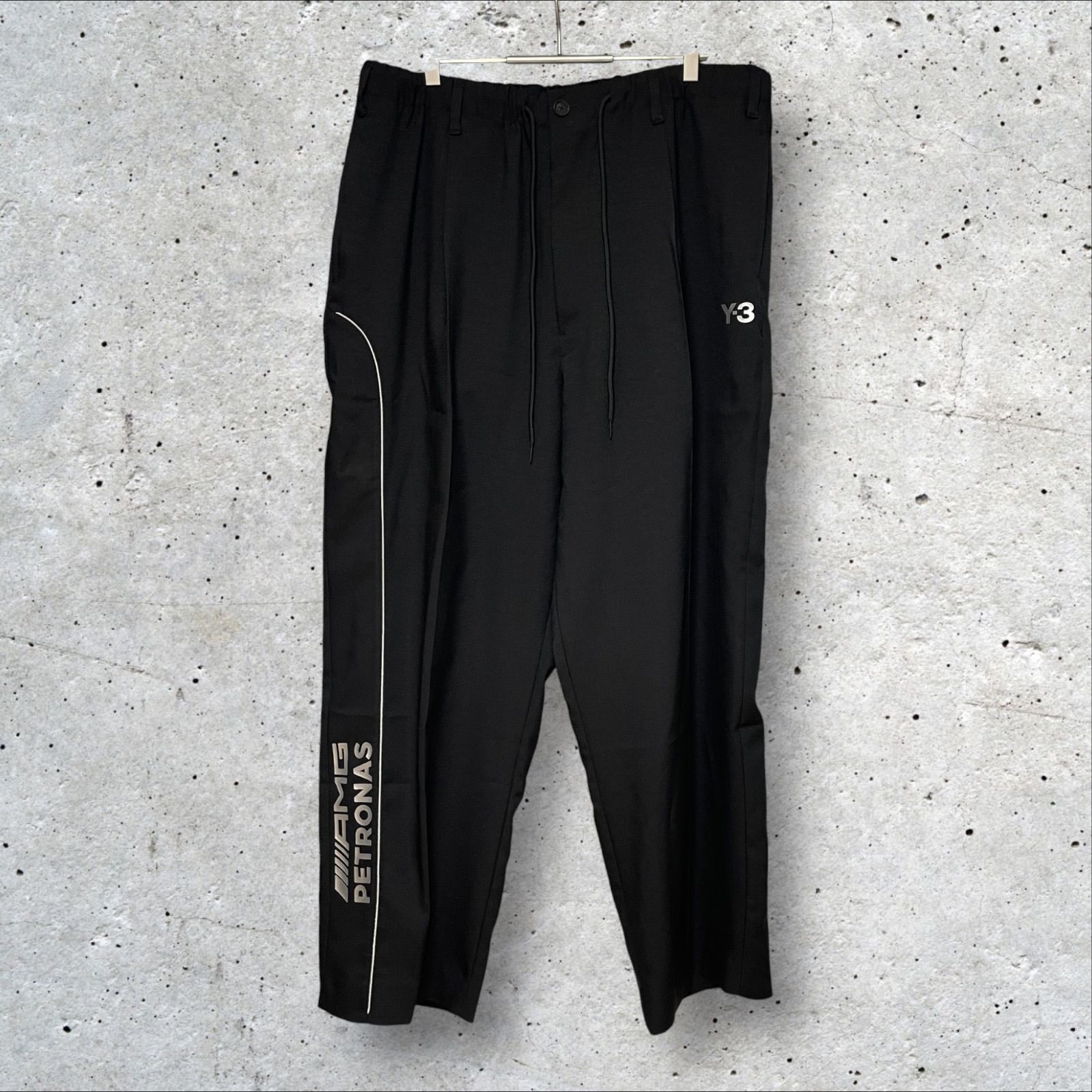 定価：52800円 Y-3 MERCEDES - AMG PETRONAS FORMULA 1 TEAM TRACK PANTS KR2343 BLACK XL メルセデス トラックパンツ ブラック