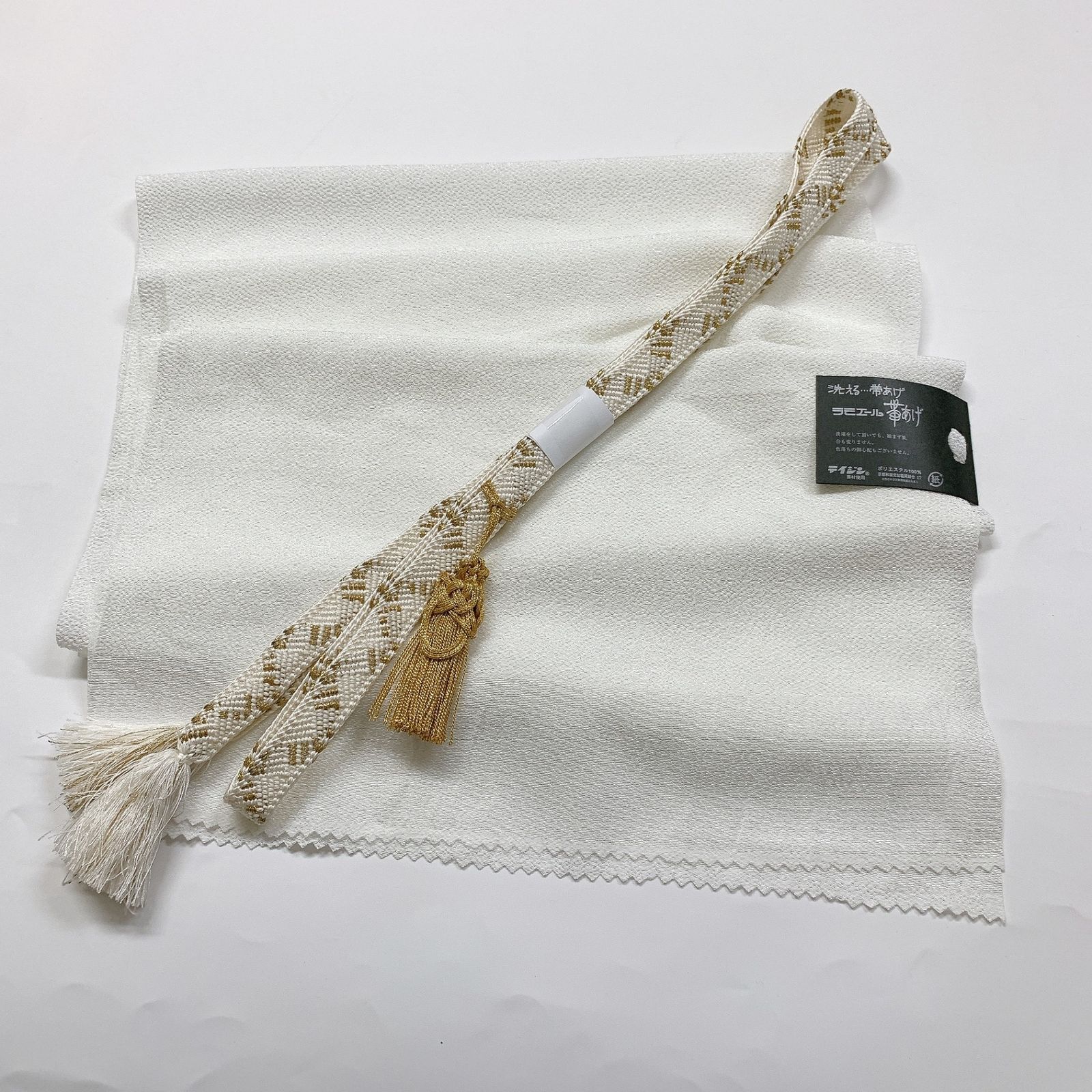 ［8429］帯締め 帯揚げ セット 洗えるポリエステル 無地感覚 金糸 着物 帯絞め 白