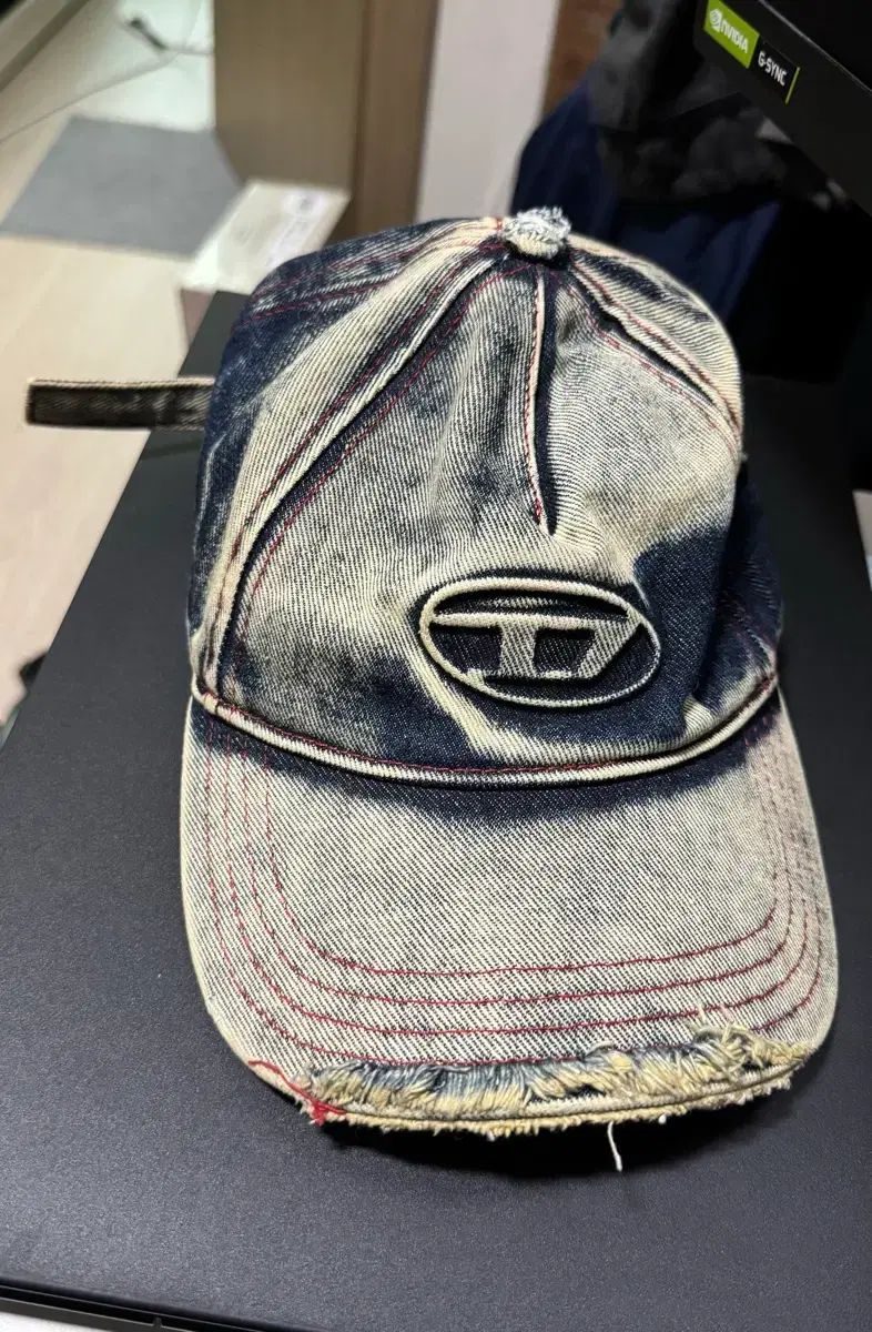 2サイズ) DIESEL C-セイモン ツリーテッド デニム ベースボール キャップ ブルー 白
