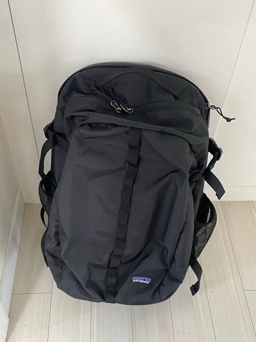 32L patagonia バックパック (LEE リフュージオ デイパック) ブラック