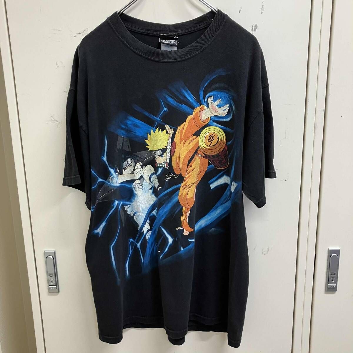 00s ANIME TEE SASUKE NARUTO TEE アニメT サスケ ナルト L ブラック 古着