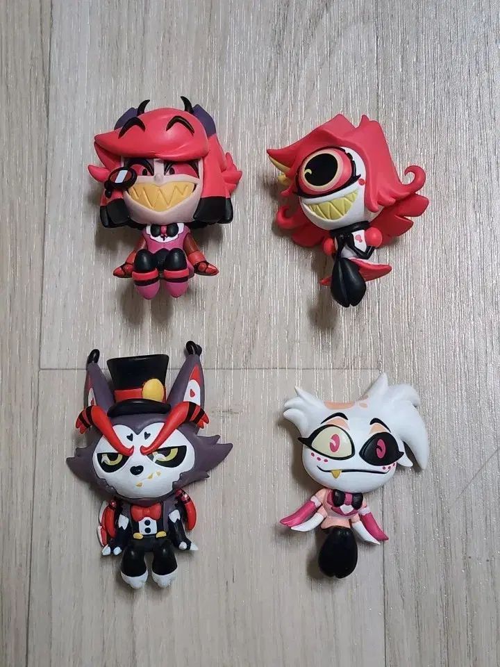 ハズビンホテル ウール モニターバディ 出品