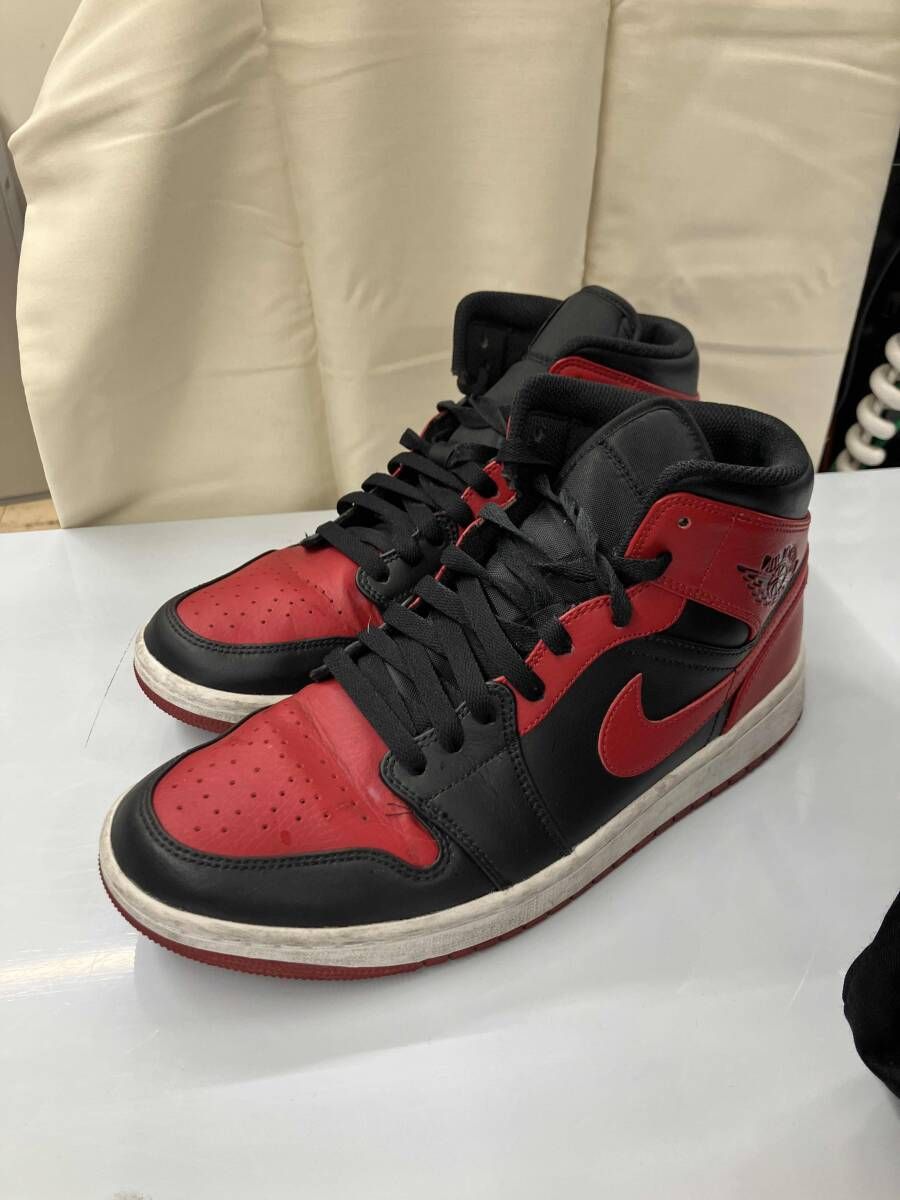 NIKE スニーカー　554724-074 air jordan 1 mid bred