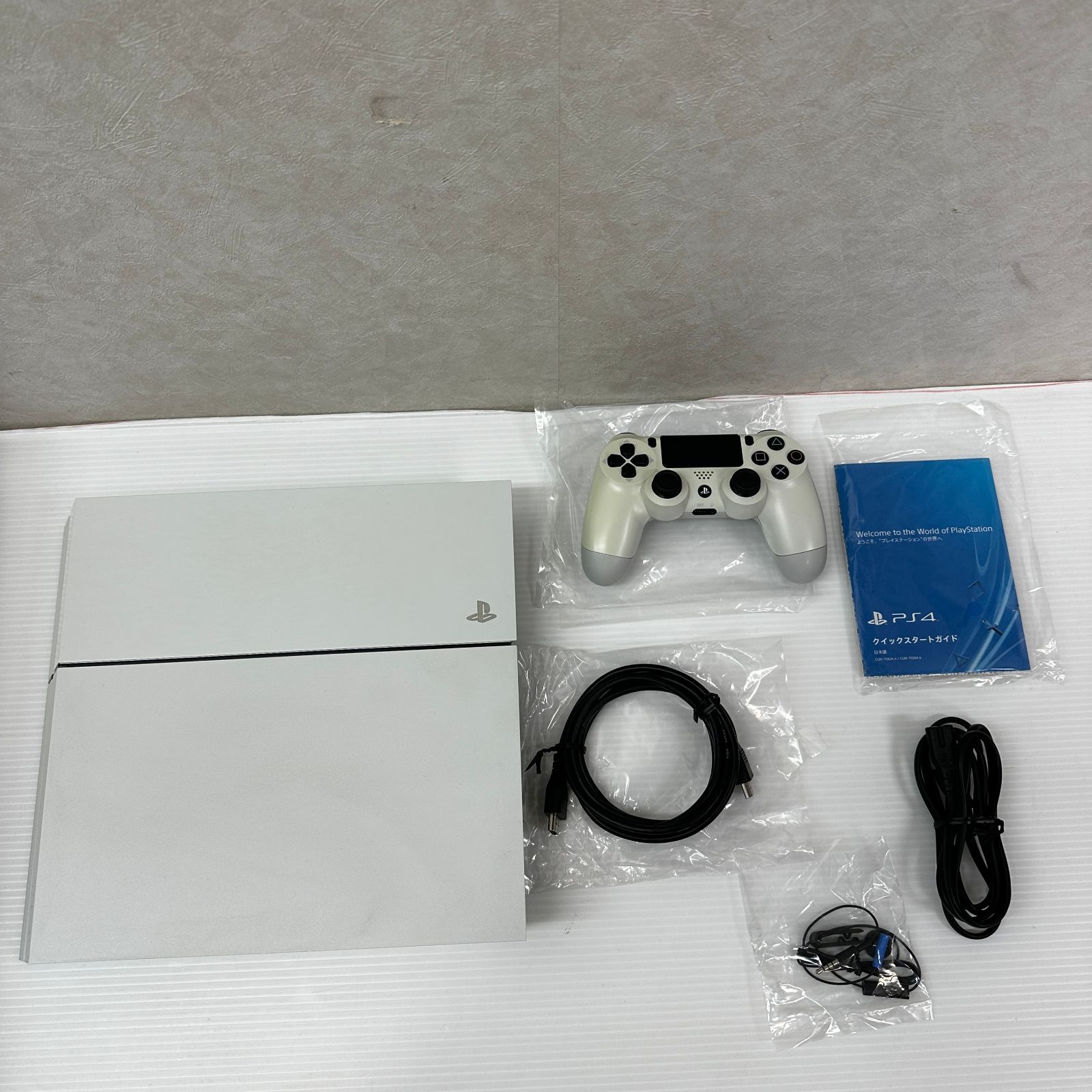 PlayStation 4 ホワイト 500GB 動作確認済み PlayStation 4 本体