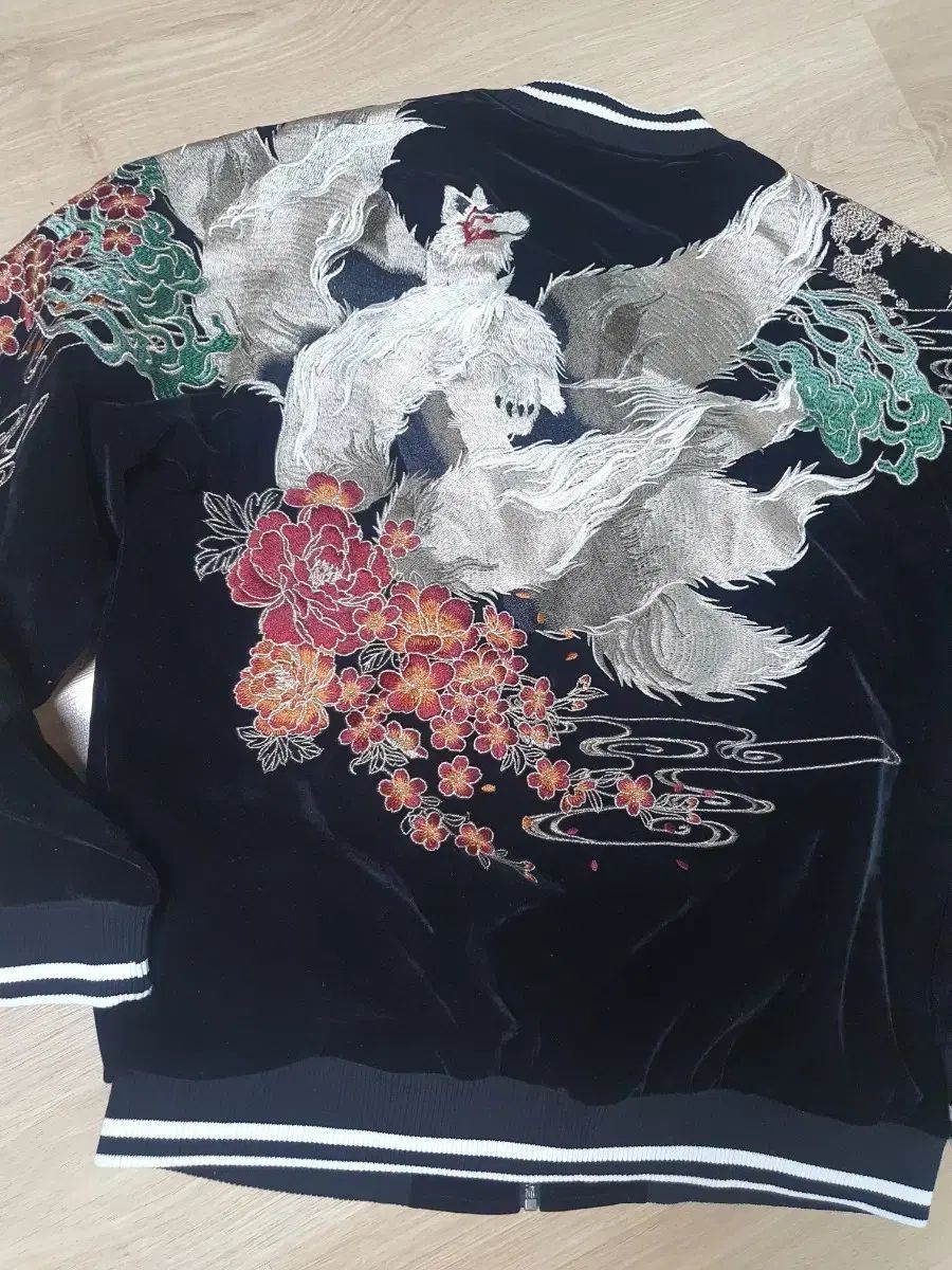 スカジャン グミ ジャケットL