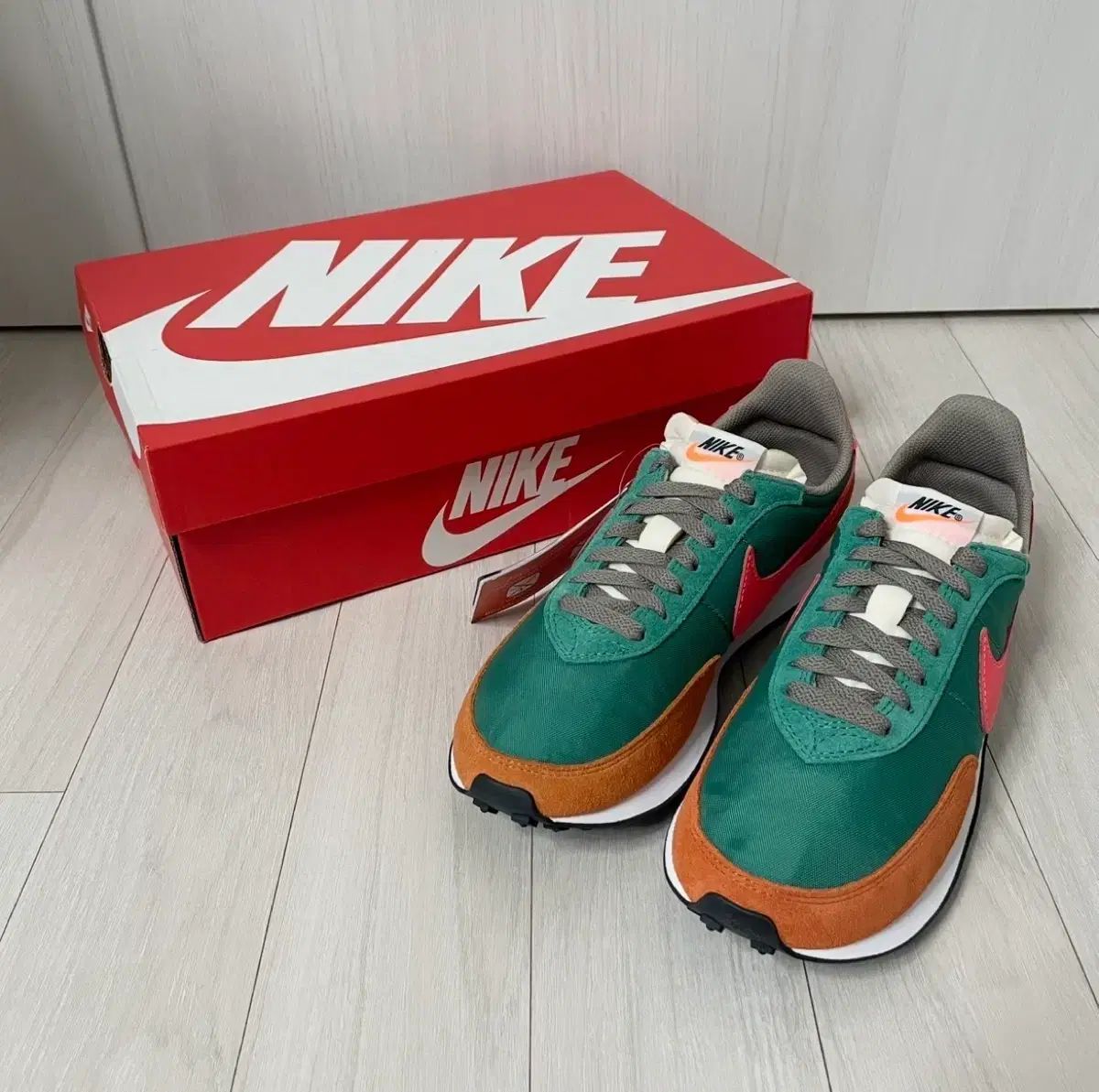 *新品* NIKE ナイキ ワッフル トレーナー 2 SP グリーン ノイズ