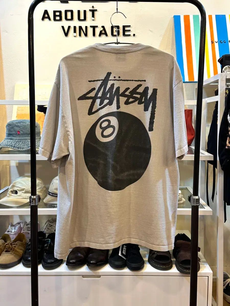 STUSSY 8ボール ピグメント ダイド Tシャツ