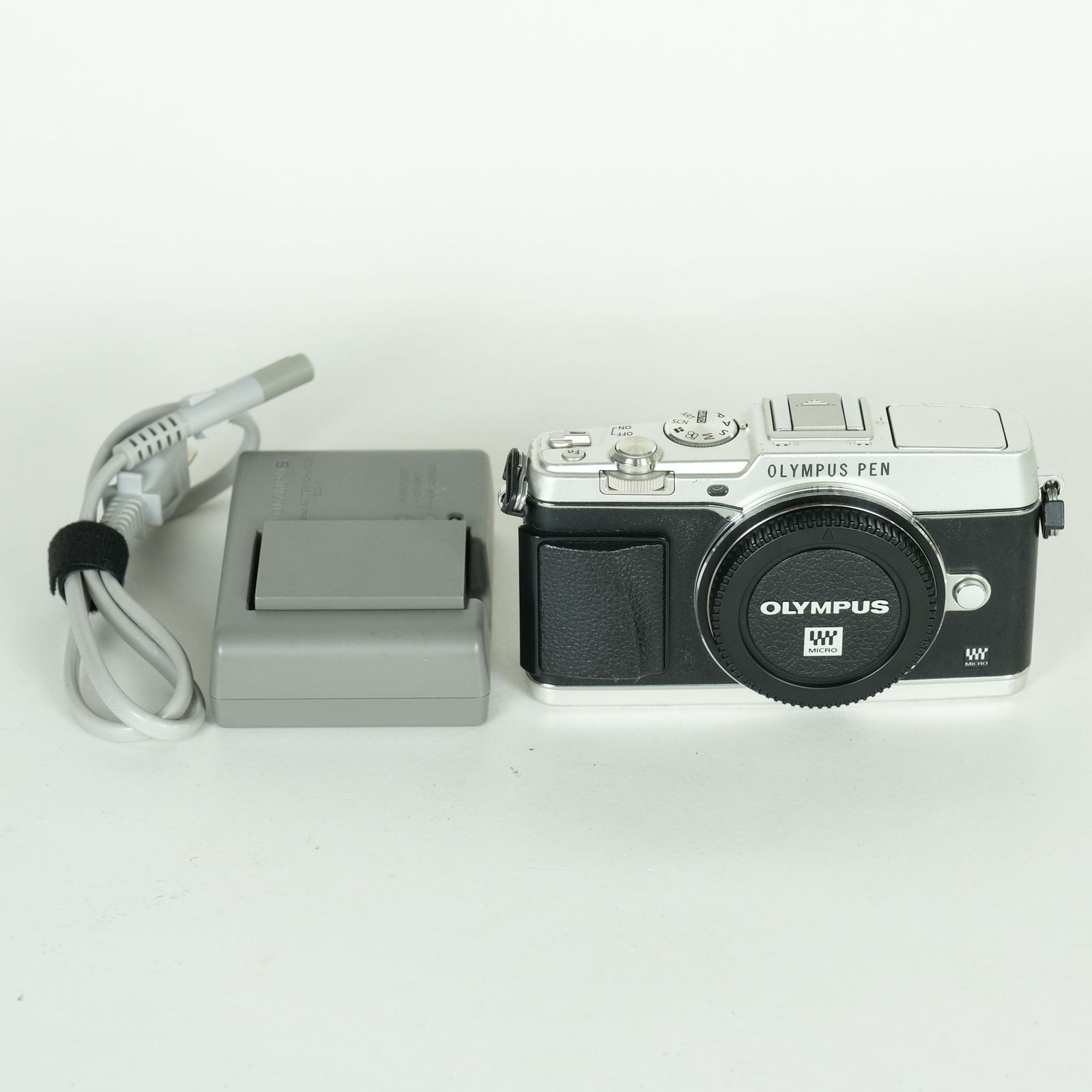 [並品 | シャッター数9,470回] OLYMPUS PEN E-P5 ボディ シルバー | マイクロフォーサーズマウント 19,440円