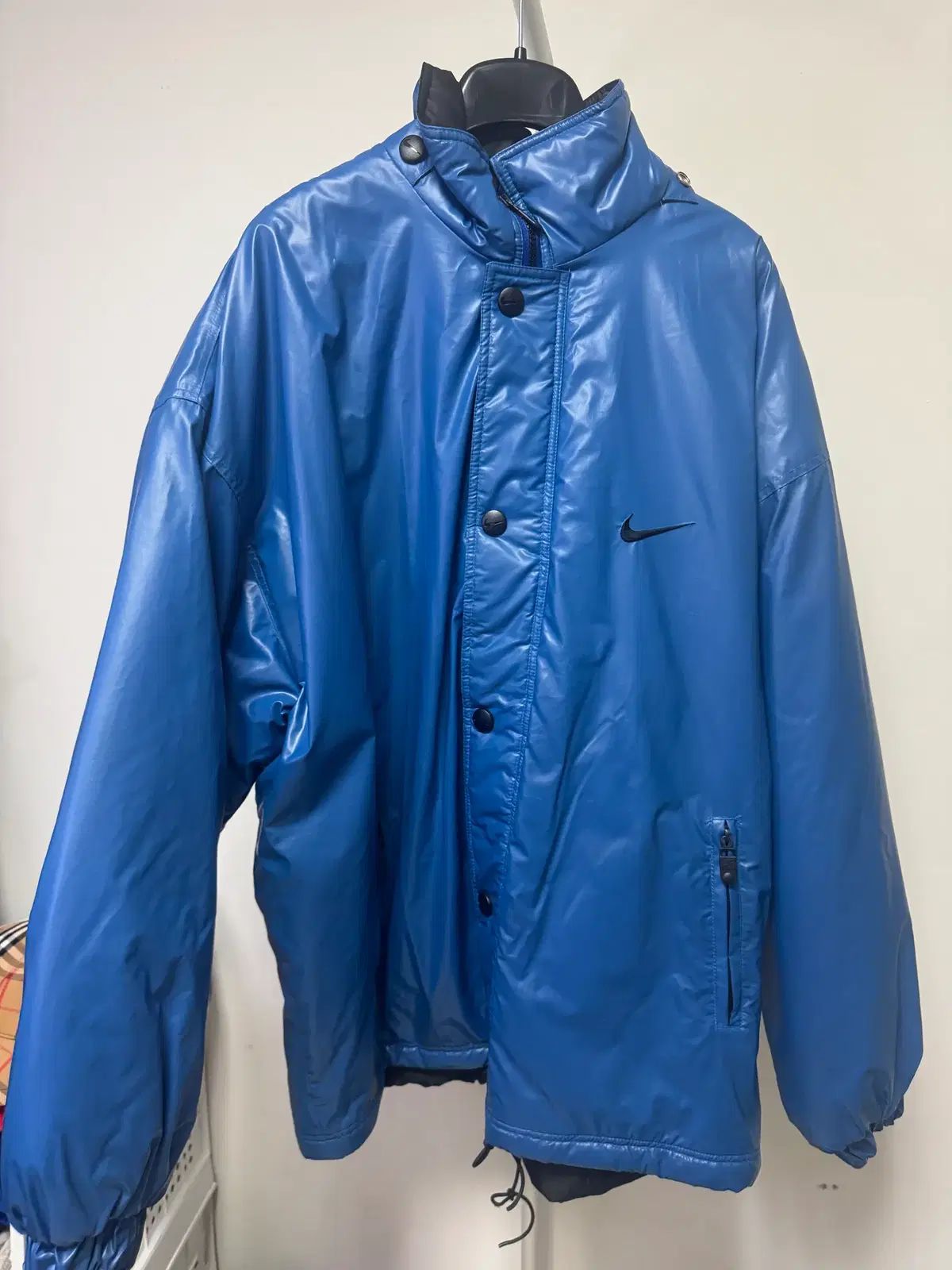 ナイキ(NIKE)のオールドスクール スウッシュ ナイロン ウォームアップ ダウン ジャケット L 41,388円