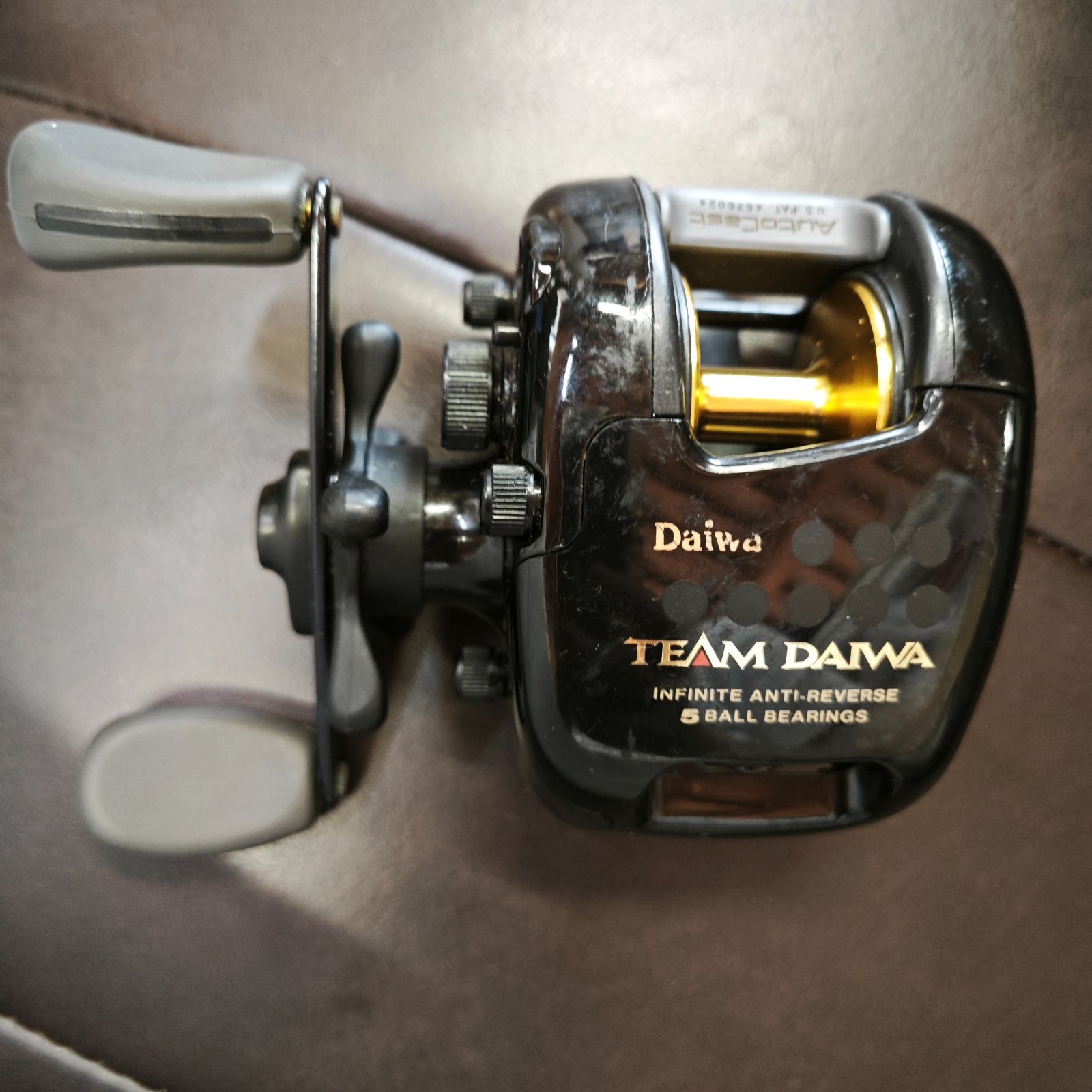 ダイワ TEAM DAIWA AIRL TD1Hi ベイトリール 右巻き ダイワ チームダイワ TD1Hi 6.3:1 ベイトリール オールド - メルカリ