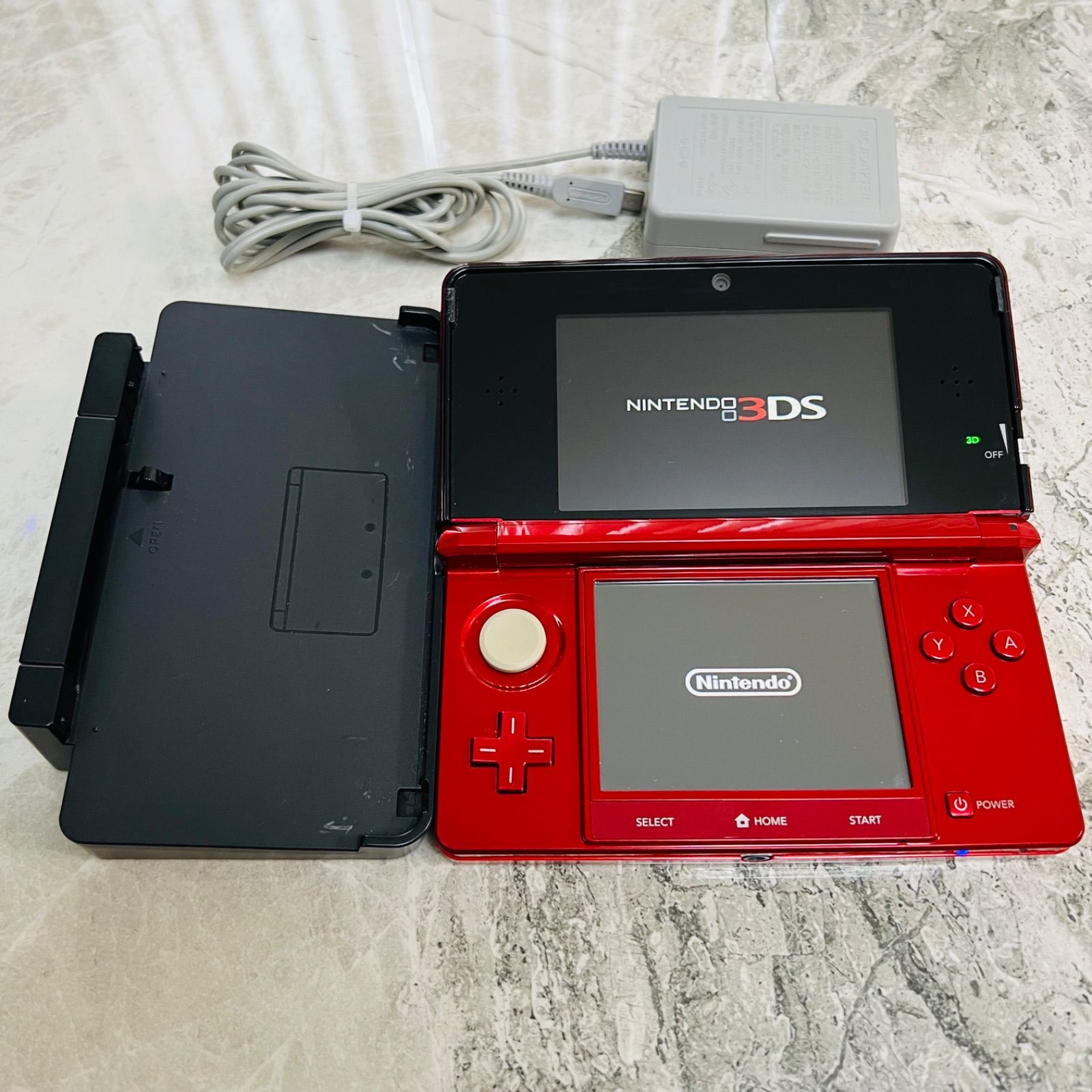 【完動品】NINTENDO 3DS メタリックレッド