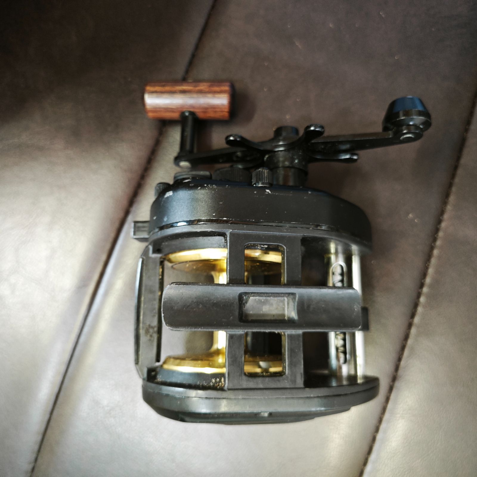 DAIWA ダイワ SUPER 胴付 GS-25 早技 両軸リール - メルカリ