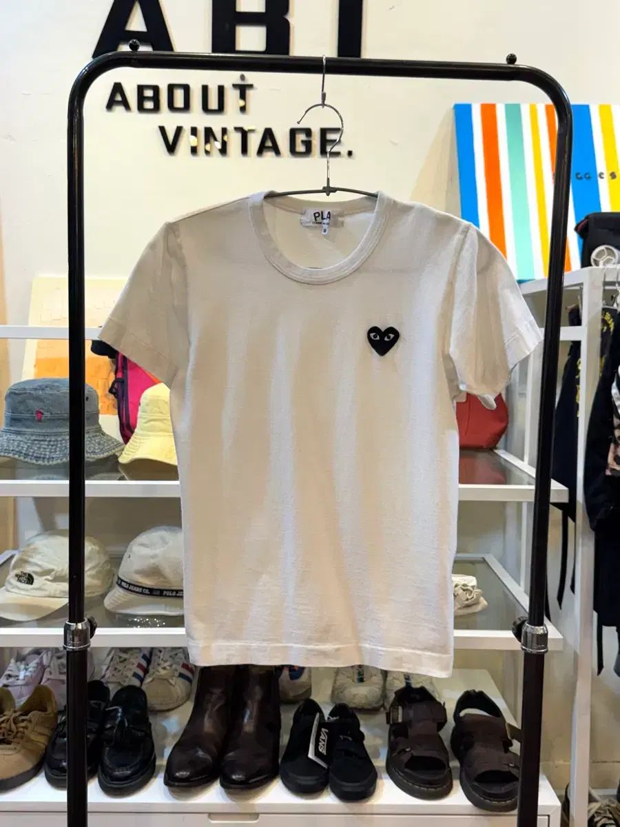 COMME des GARCONS コム・デ・ギャルソン ブラックワッペン 半袖Tシャツ M