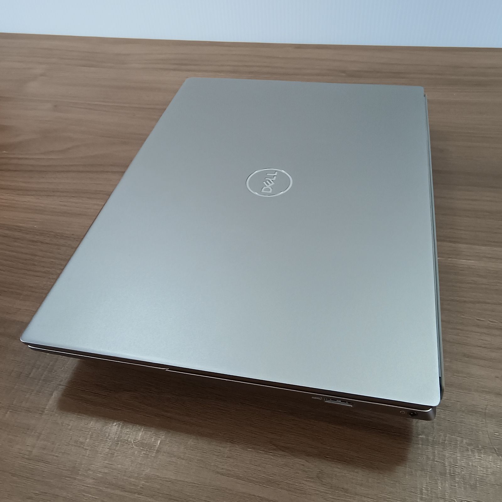 ジャンク] DELL Vostro 5320 / 第12世代 i5 / RAM16GB / SSD256GB