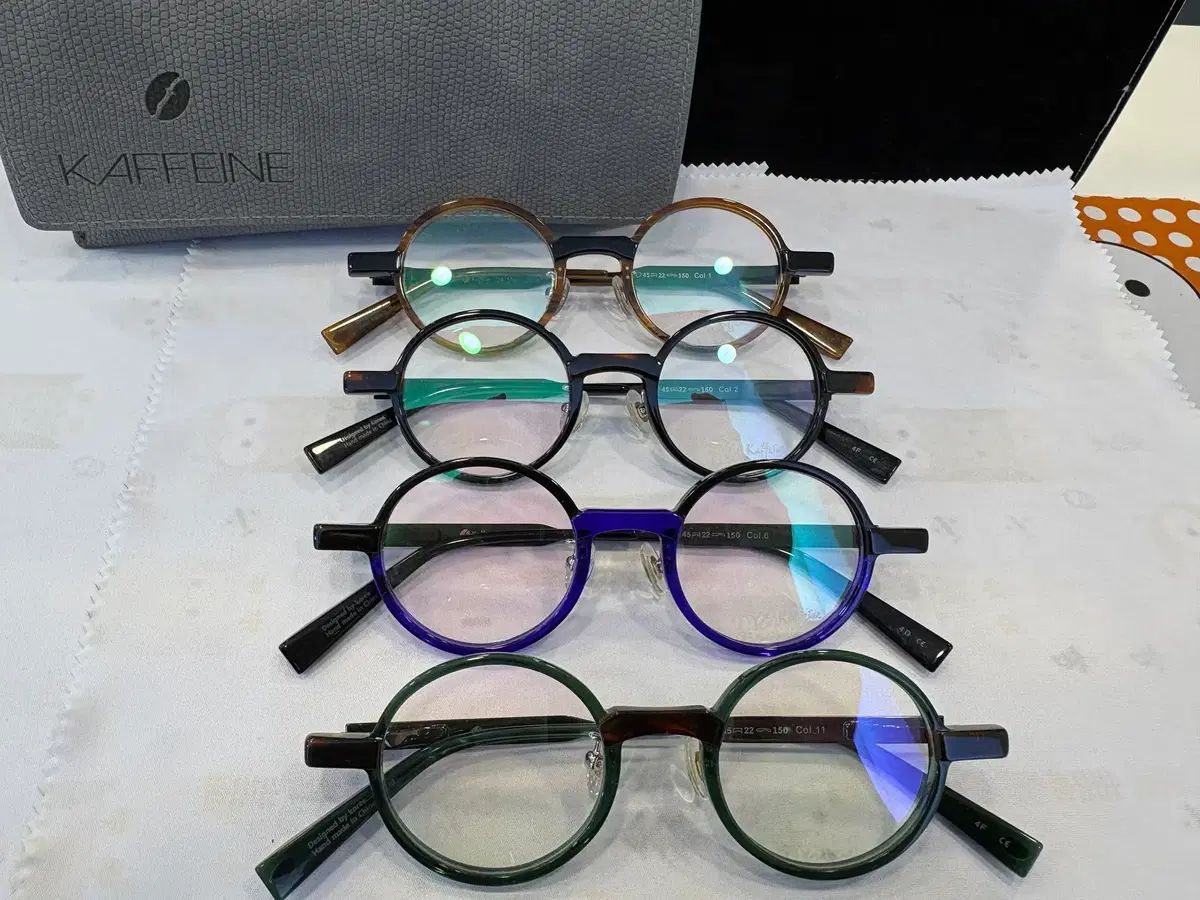 カフェインメガネ 正規品 新品 出品