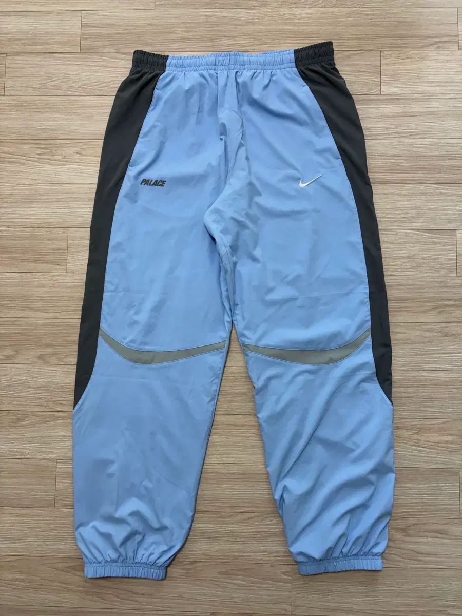 パレス NIKE トラック パンツ L