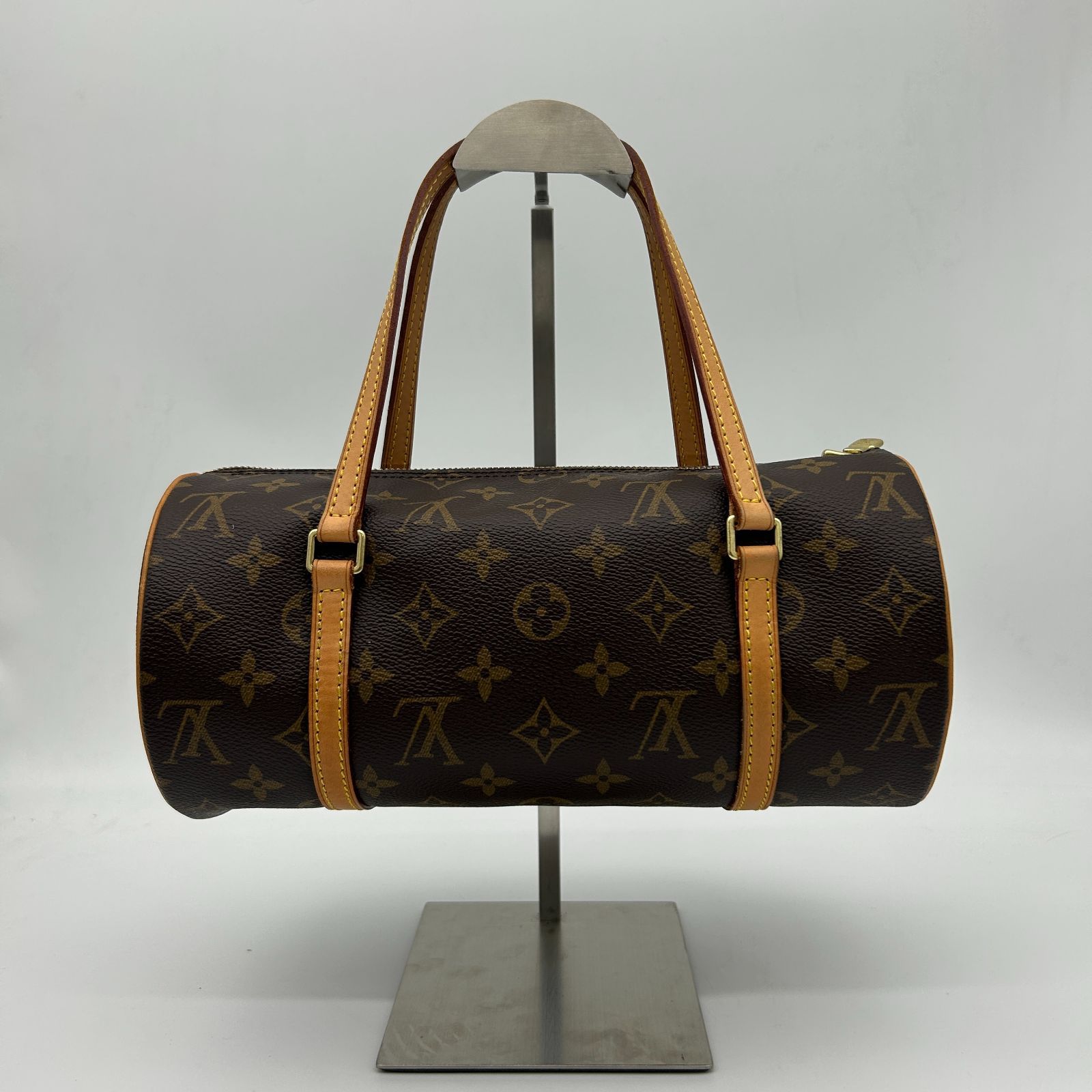 LOUIS VUITTON　（ルイヴィトン） モノグラム　パピヨン26 　M51386 ハンドバッグ 【中古】