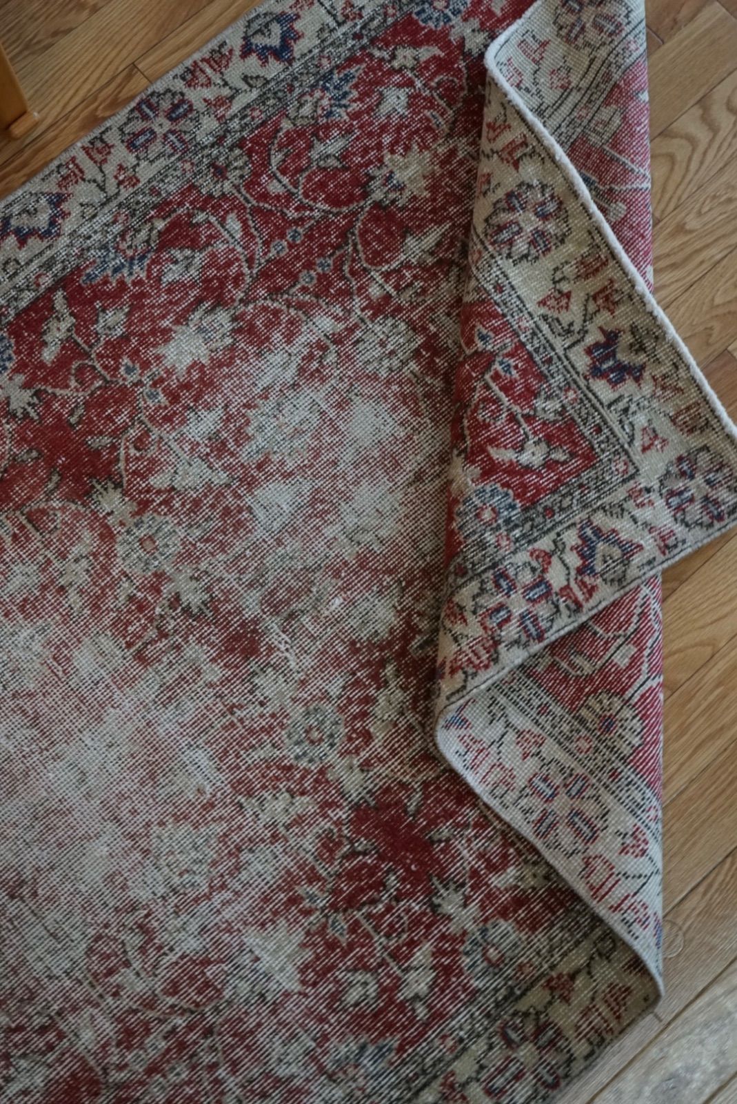 ヴィンテージラグ トルコ イスパルタ レッド 1970年代 195 × 107.5 cm