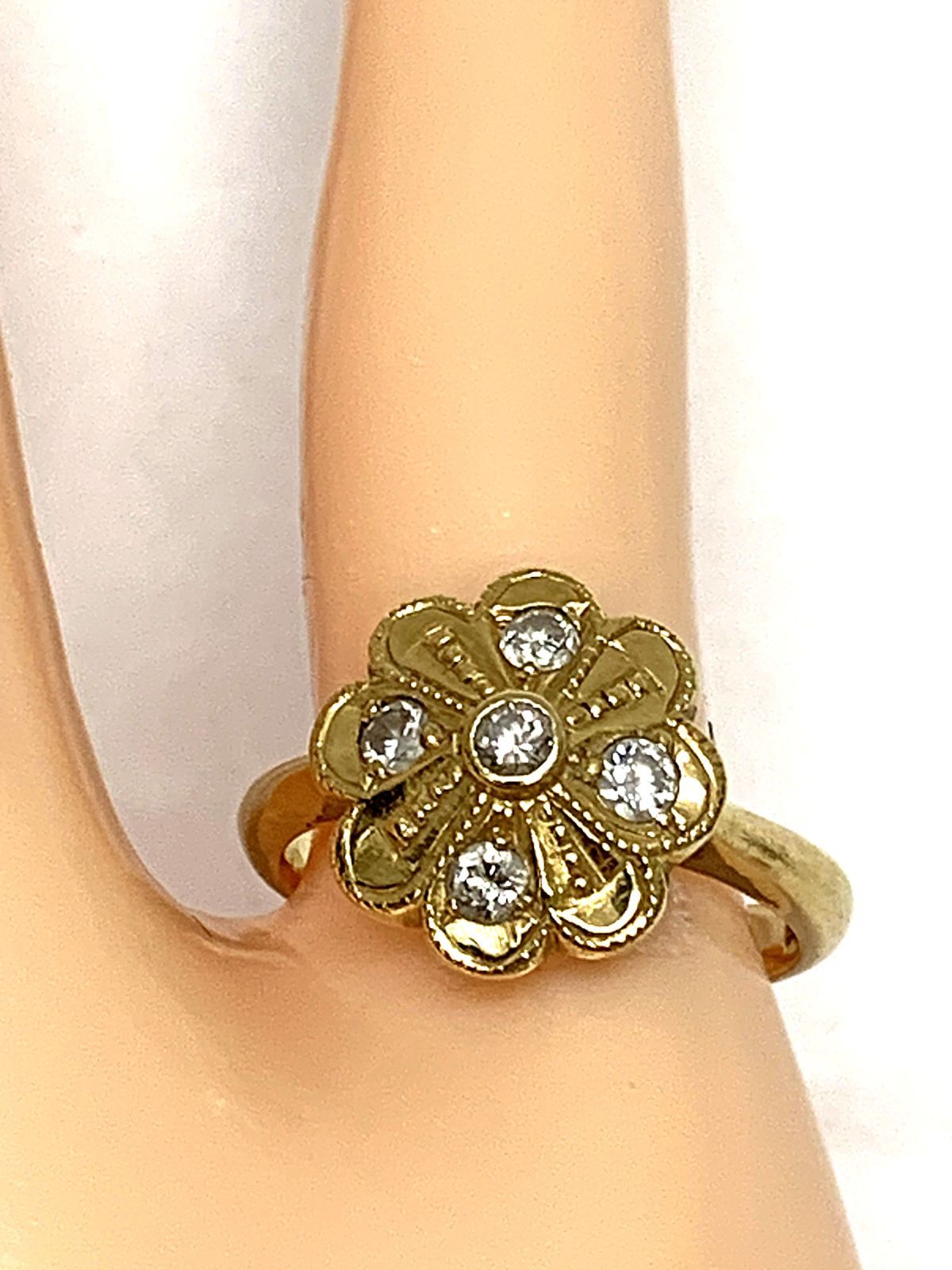 K18 花デザイン ダイヤモンド 総計 0.30ｃｔ リング 指輪 ＃10 6.3ｇ 10号 18金
