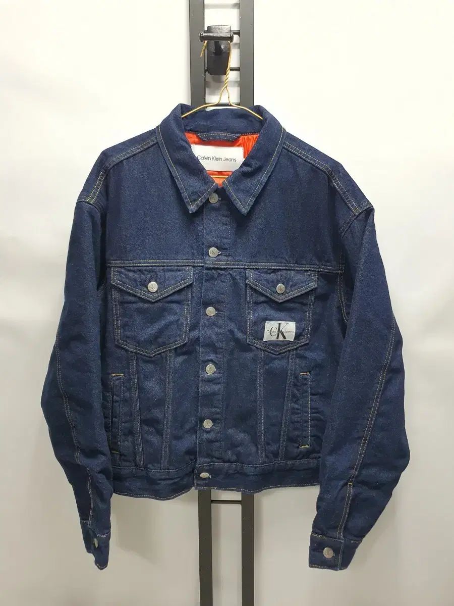 Calvin Klein Jeans(カルヴァンクラインジーンズ) デニムジャケット リラックスフィット パデッド デニムジャケット 新品 ユニセックス S