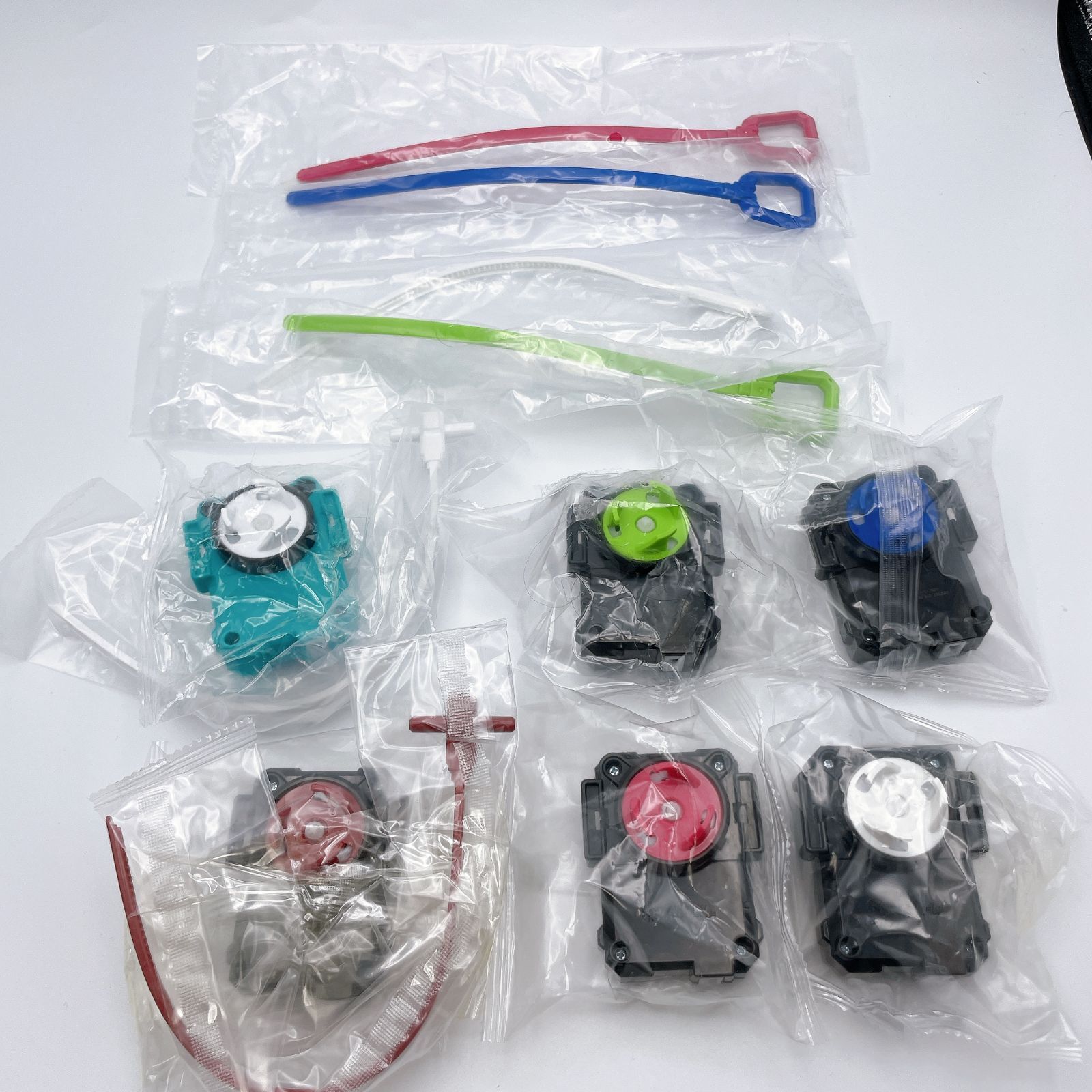 ベイブレードX 新品未開封 ワインダーランチャー ワインダー まとめ売り 新品未使用】ベイブレードX ワインダーランチャー6個 ワインダー6本