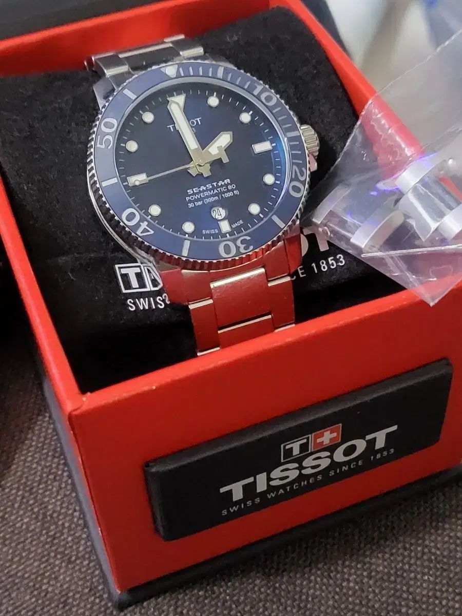 TISSOT シースター パワーマティック 80 ブルー Tシャツ 51,971円
