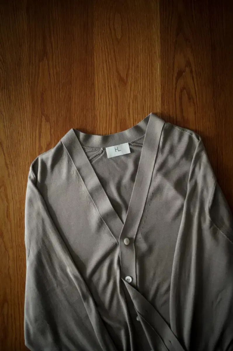 (3)HERILL SILK カーディガン ベージュ